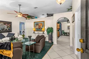 8 Ziegfeld Pl, Palm Coast, FL 32164 - Photo 7