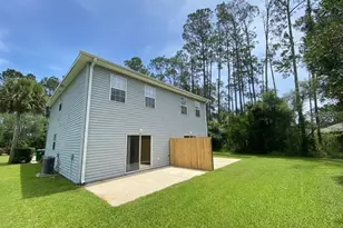 23 Regent Ln, Palm Coast, FL 32164 - Photo 3
