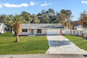 93 Freeport Ln, Palm Coast, FL 32137 - Photo 1
