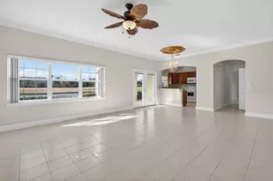 24 Viscaya Dr, Palm Coast, FL 32137 - Photo 9