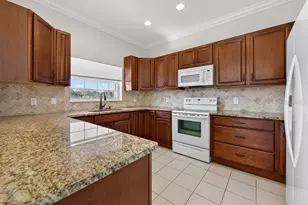 24 Viscaya Dr, Palm Coast, FL 32137 - Photo 11