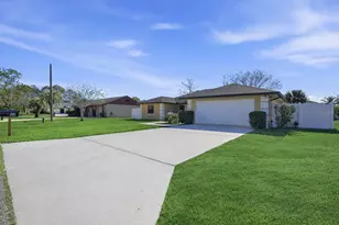 34 Beth Ln, Palm Coast, FL 32137 - Photo 7