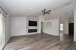 77 Pebble Beach Dr, Palm Coast, FL 32164 - Photo 11