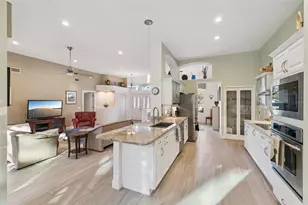 25 Creek Bluff Way, Ormond Beach, FL 32174 - Photo 13