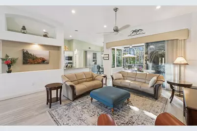 25 Creek Bluff Way, Ormond Beach, FL 32174 - Photo 11