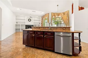 8022 Canyon Lake Cir, Orlando, FL 32835 - Photo 13