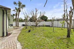 8022 Canyon Lake Cir, Orlando, FL 32835 - Photo 57