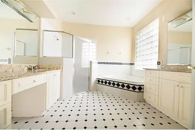 8022 Canyon Lake Circle, Orlando, FL 32835 - Photo 19