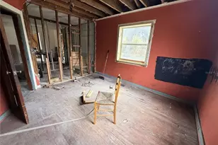 283 Newcomb St, New Smyrna Beach, FL 32168 - Photo 3