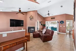 8 Rocking Horse Dr, Palm Coast, FL 32164 - Photo 5