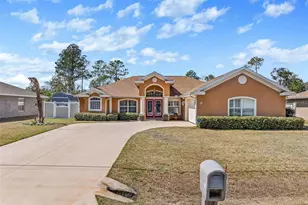 8 Rocking Horse Dr, Palm Coast, FL 32164 - Photo 1