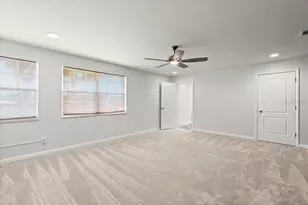 1026 Belaire Dr, Daytona Beach, FL 32118 - Photo 33