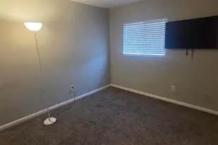 25 Panorama Dr, Palm Coast, FL 32164 - Photo 9