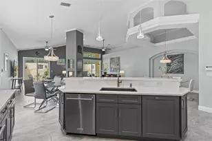 13 Village View Dr, Palm Coast, FL 32137 - Photo 11