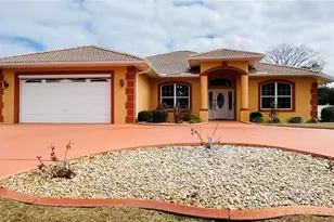 34 Woodfield Dr, Palm Coast, FL 32164 - Photo 1