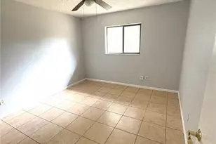 21 Blairton Ct, Palm Coast, FL 32137 - Photo 7