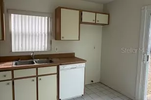 25 Wood Ash Ln, Palm Coast, FL 32164 - Photo 5