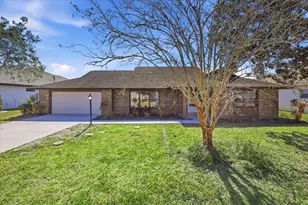 10 Flametree Ct, Palm Coast, FL 32137 - Photo 1