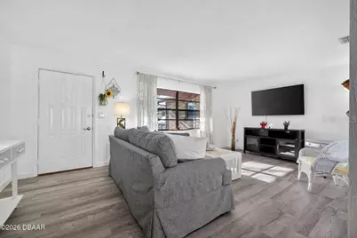 2001 Kenilworth Avenue, South Daytona, FL 32119 - Photo 9