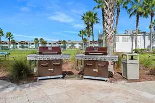 231 Riverside Dr, Daytona Beach, FL 32117 - Photo 45