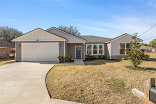 13 Lemay Pl, Palm Coast, FL 32137 - Photo 1
