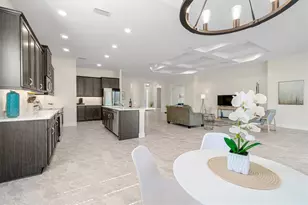 82 N Lakewalk Dr, Palm Coast, FL 32137 - Photo 7