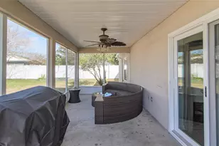 41 Wood Center Ln, Palm Coast, FL 32164 - Photo 21