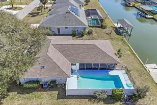 4 Coral Reef Ct S, Palm Coast, FL 32137 - Photo 3