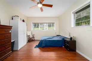 418 NW 27th Terrace, Gainesville, FL 32607 - Photo 17