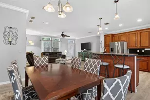 808 Front St, Welaka, FL 32193 - Photo 17