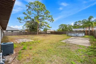 408 Australian Rd NW, Palm Bay, FL 32907 - Photo 15