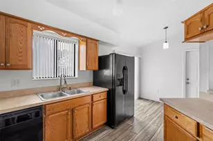 408 Australian Rd NW, Palm Bay, FL 32907 - Photo 9