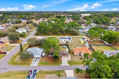 408 Australian Road NW, Palm Bay, FL 32907 - Photo 19