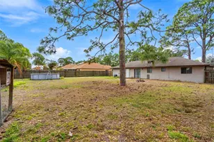 408 Australian Rd NW, Palm Bay, FL 32907 - Photo 17