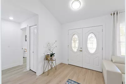 19 Wendlin Lane, Palm Coast, FL 32164 - Photo 11