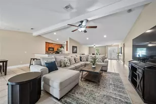 11 Riviera Estates Ct, Palm Coast, FL 32164 - Photo 7