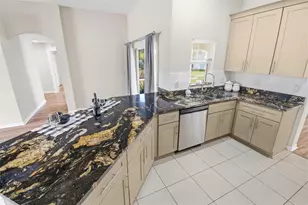 33 Phoenix Ln, Palm Coast, FL 32164 - Photo 39