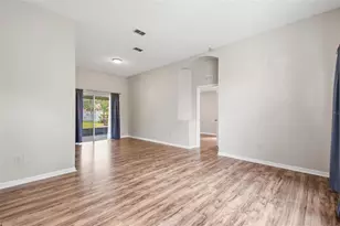 33 Phoenix Ln, Palm Coast, FL 32164 - Photo 7