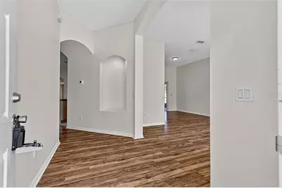 33 Phoenix Lane, Palm Coast, FL 32164 - Photo 5