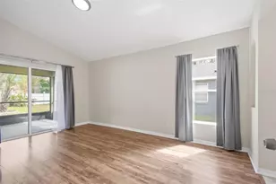 33 Phoenix Ln, Palm Coast, FL 32164 - Photo 13