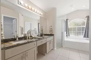 33 Phoenix Ln, Palm Coast, FL 32164 - Photo 15