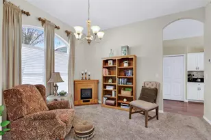 8 Zenger Ct, Palm Coast, FL 32164 - Photo 13