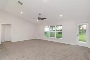 21 Richmond Dr, Palm Coast, FL 32164 - Photo 11