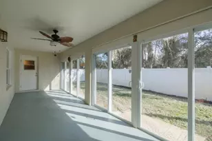 633 Art Center Ave, New Smyrna Beach, FL 32168 - Photo 25