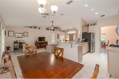 633 Art Center Avenue, New Smyrna Beach, FL 32168 - Photo 13