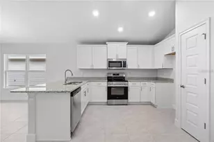 7 Ullynn Pl, Palm Coast, FL 32164 - Photo 11