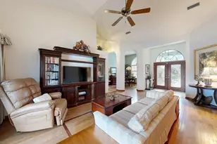 16 Crandell Ct, Palm Coast, FL 32137 - Photo 7