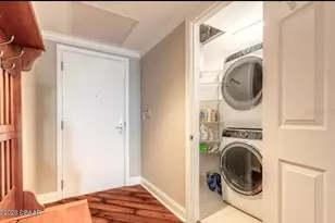 231 Riverside Dr, Daytona Beach, FL 32117 - Photo 39