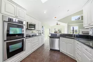 12 S Lakewalk Dr, Palm Coast, FL 32137 - Photo 11