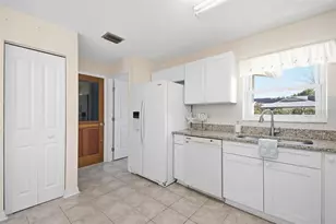 70 Perrotti Ln, Palm Coast, FL 32164 - Photo 21